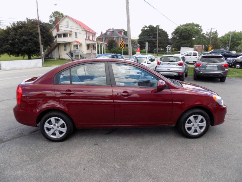 2010 Hyundai Accent GLS