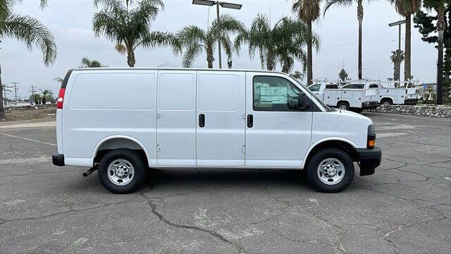 2026 Chevrolet Express 2500