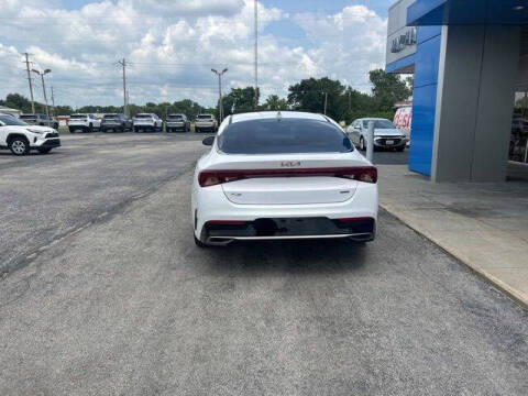 2022 Kia K5