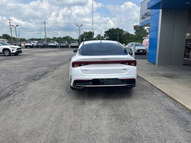2022 Kia K5
