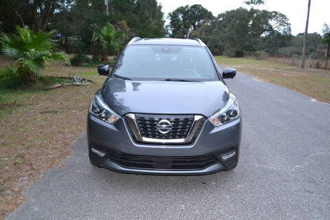 2020 Nissan Kicks SR