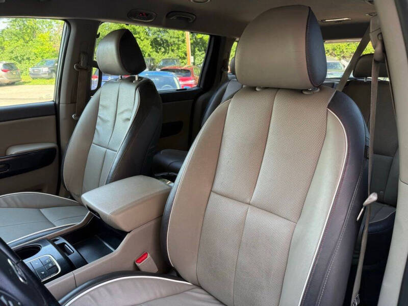 2016 Kia Sedona EX