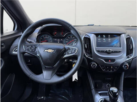 2017 Chevrolet Cruze LT Manual