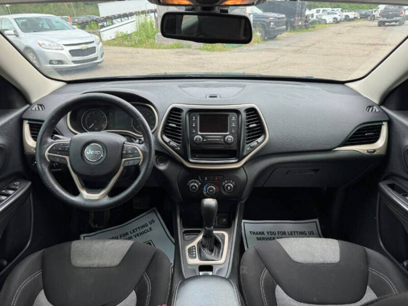 2014 Jeep Cherokee Sport