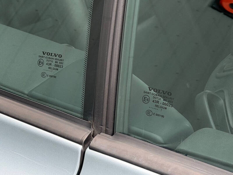 2007 Volvo C70 T5