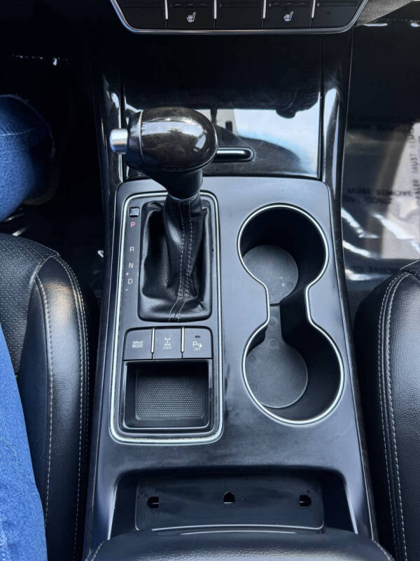 2018 Kia Sorento EX V6