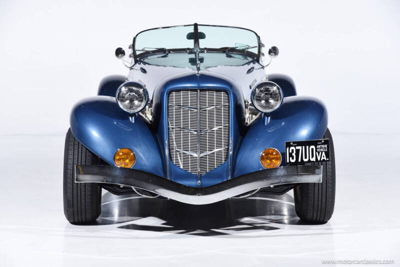1936 Auburn 852