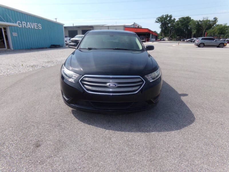 2017 Ford Taurus SE