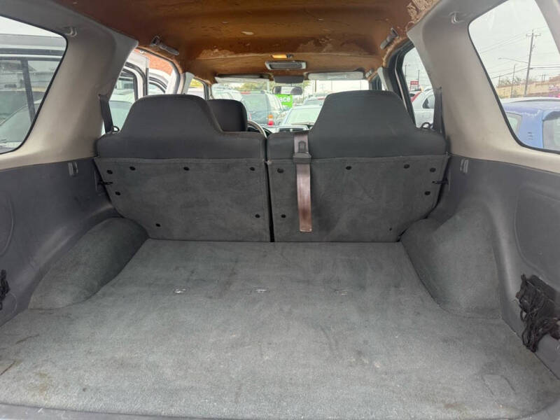 2003 Nissan Xterra XE-V6