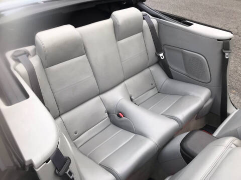 2007 Ford Mustang V6 Deluxe