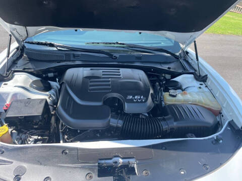 2016 Dodge Charger SXT