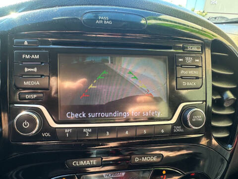 2017 Nissan JUKE SV