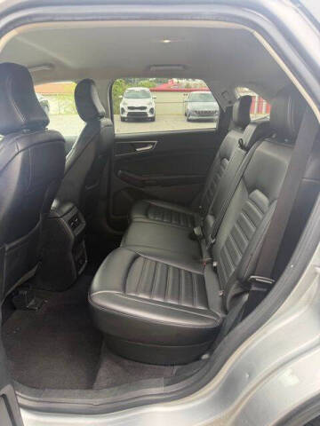2022 Ford Edge SEL