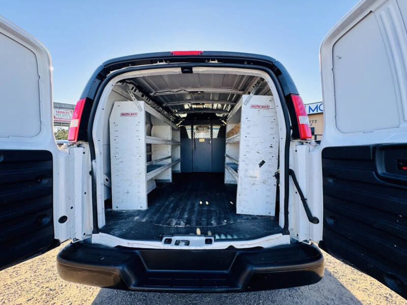 2017 Chevrolet Express 2500