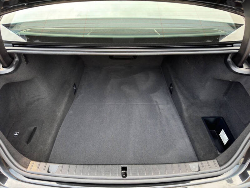 2019 BMW 7 Series 740i