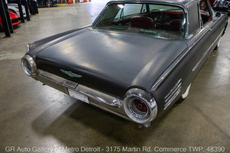 1961 Ford Thunderbird