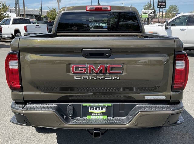 2025 GMC Canyon Elevation