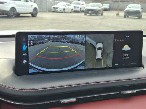 2023 Genesis GV70 2.5T Standard