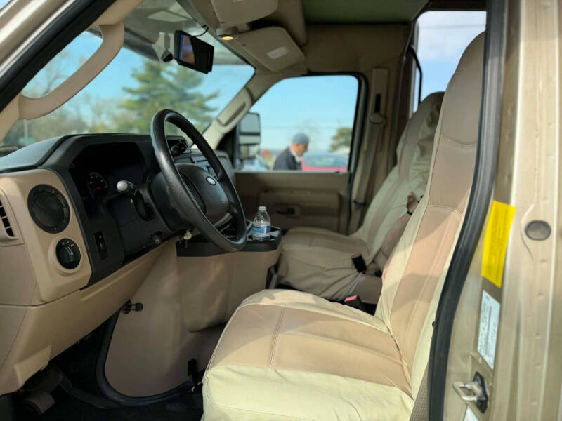 2012 Forest River FORESTER 3011DS