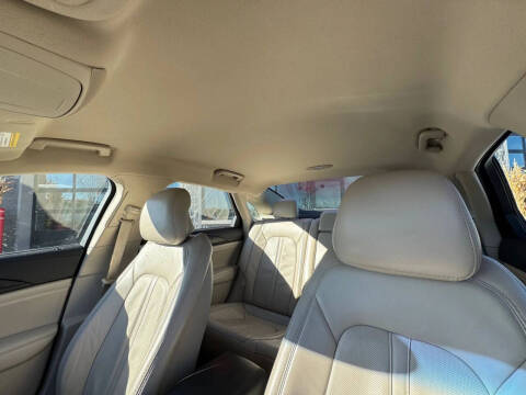 2017 Lincoln MKZ Reserve