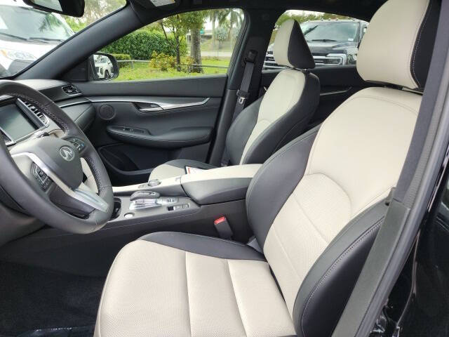 2025 Infiniti QX55 Luxe