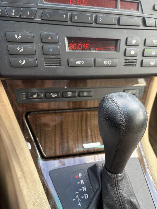 2005 BMW X3 3.0i