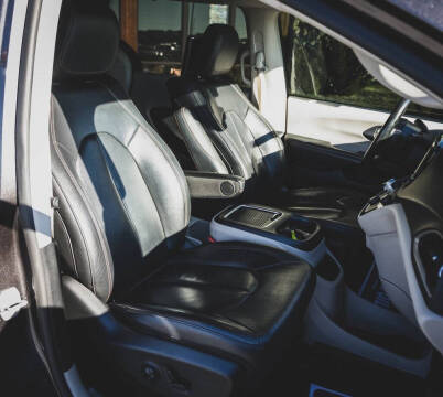 2020 Chrysler Pacifica Touring L Plus