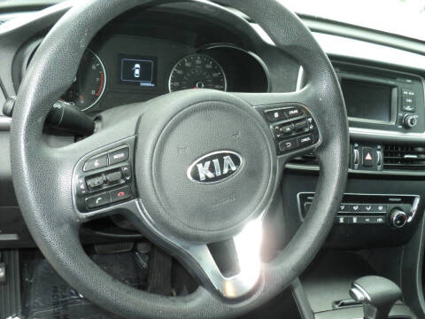 2017 Kia Optima LX