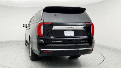 2022 GMC Yukon XL SLT