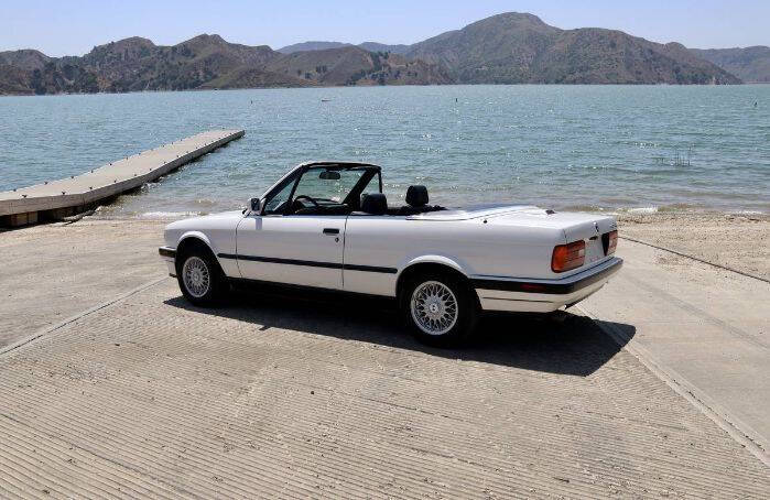 1991 BMW 3 Series 325i