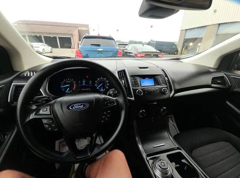 2019 Ford Edge SE
