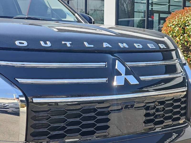 2025 Mitsubishi Outlander SEL Platinum Edition