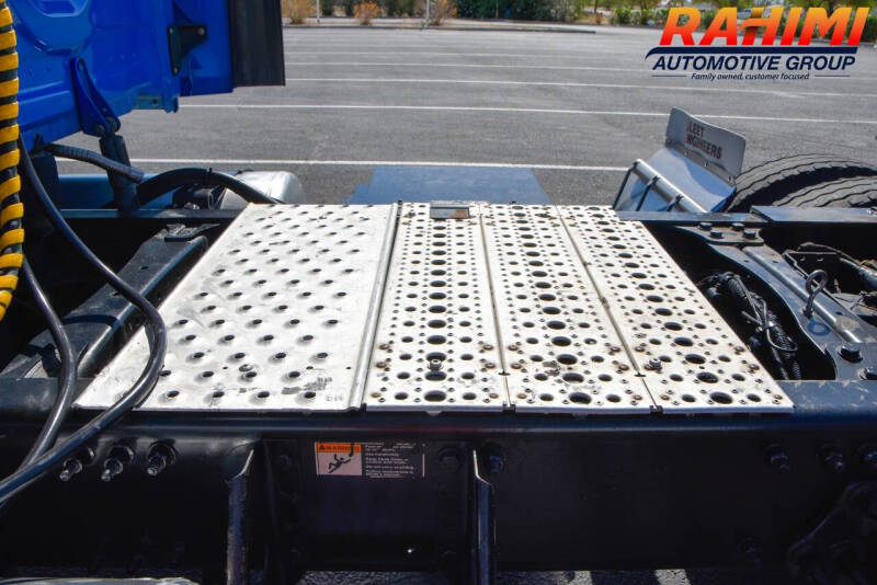 2016 Freightliner Cascadia