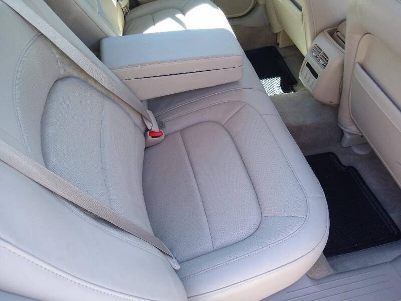 2005 Cadillac DeVille DHS