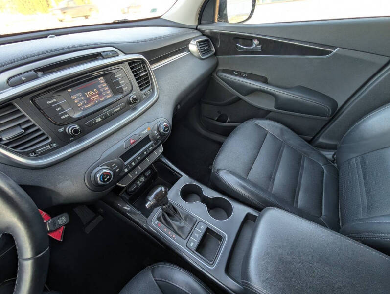 2016 Kia Sorento EX V6