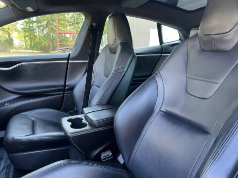 2015 Tesla Model S