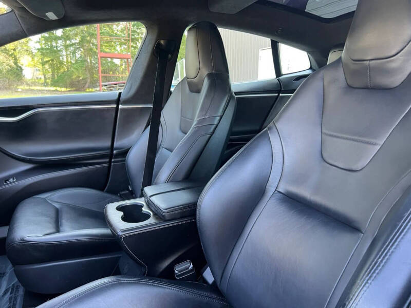 2015 Tesla Model S