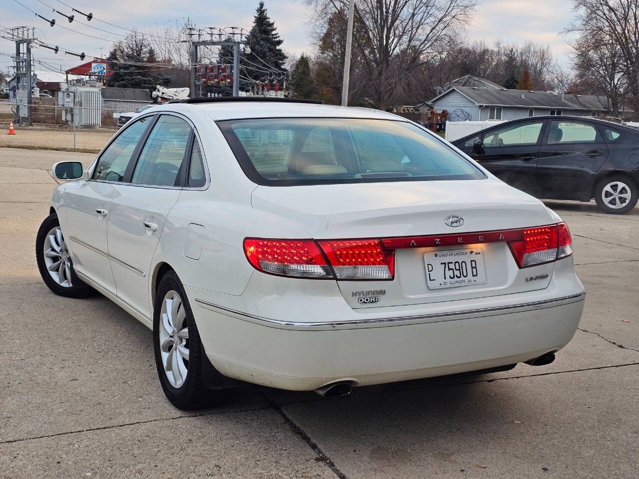 2006 Hyundai Azera for sale at Quantum Auto Co in Plainfield, IL