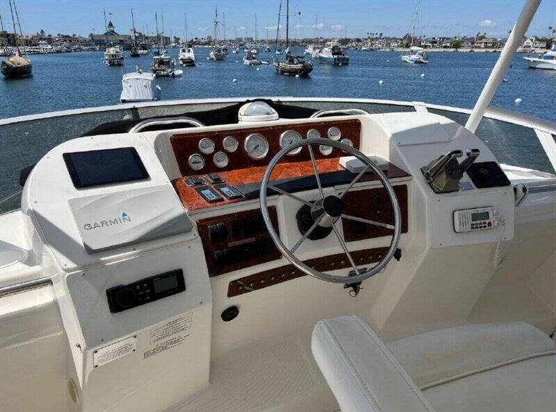 2000 SILVERTON 453 MotorYacht