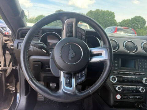 2015 Ford Mustang V6