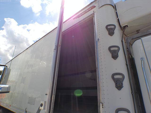 2017 Freightliner M2 106