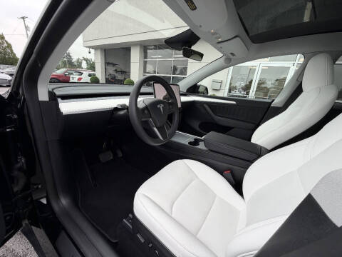2024 Tesla Model Y Long Range