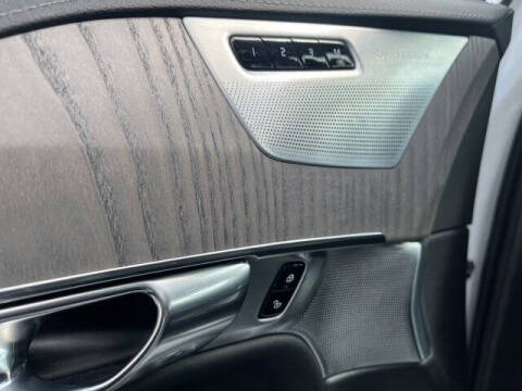 2023 Volvo XC90 B6 Ultimate Bright Theme 7P