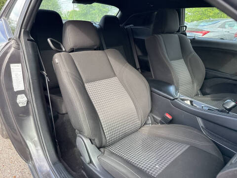 2022 Dodge Challenger SXT