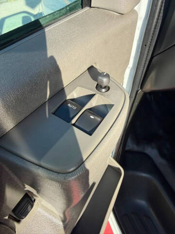 2022 GMC Savana 2500