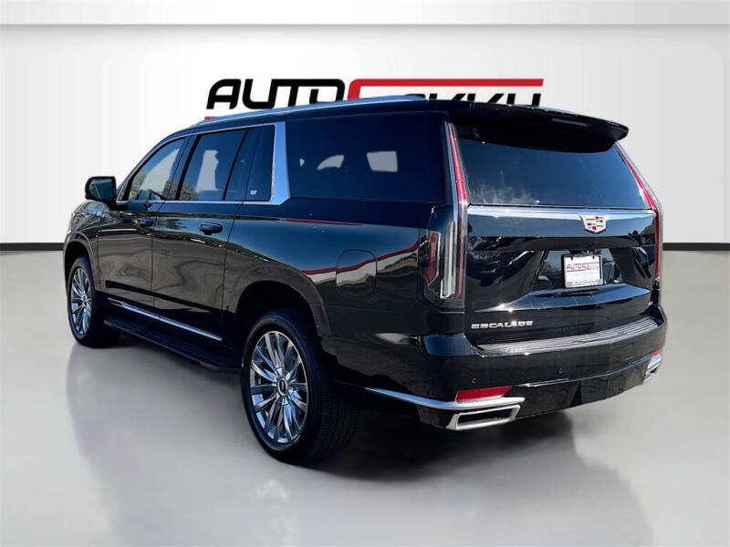 2024 Cadillac Escalade ESV Premium Luxury