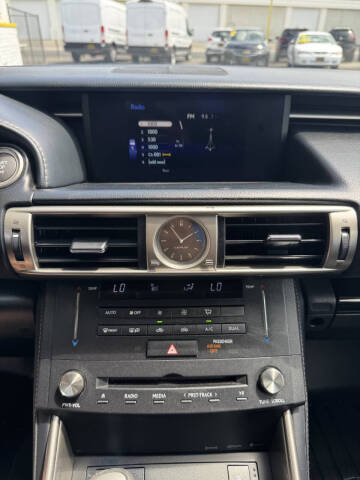 2016 Lexus IS 300