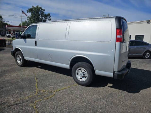 2024 Chevrolet Express 2500