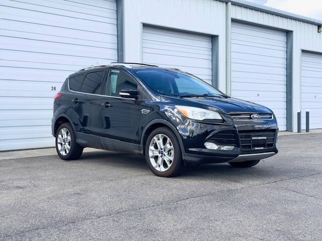 2014 Ford Escape Titanium photo 3