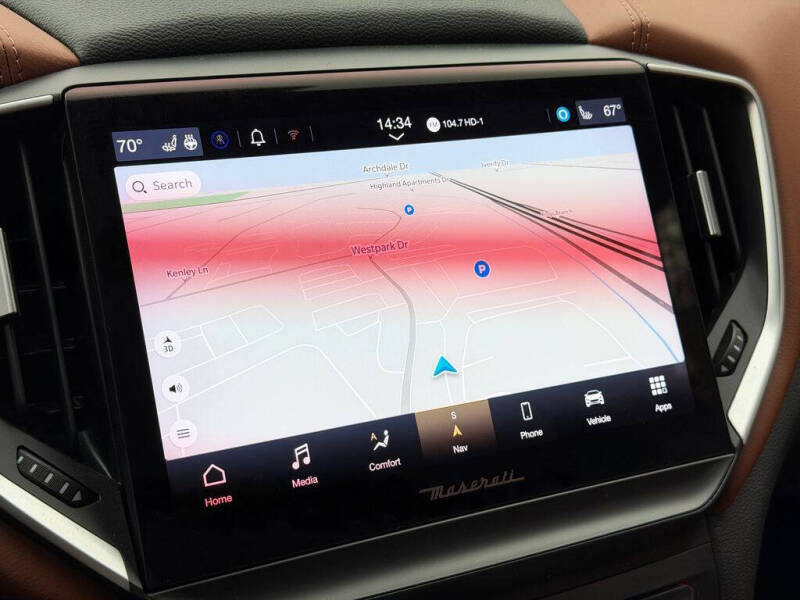 2022 Maserati Ghibli Modena Q4